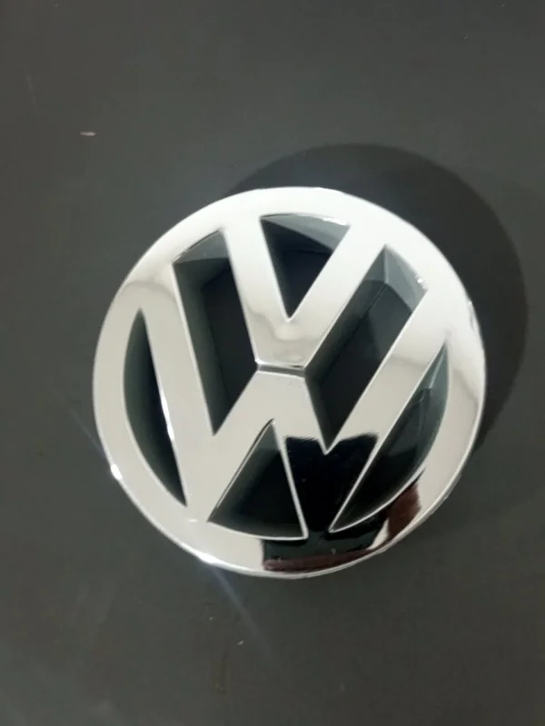 EMBLEMA / LOGO DELANTERO