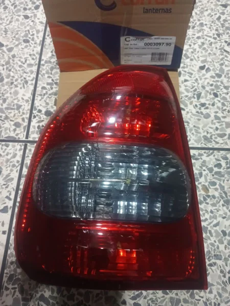 STOP TRASERO CORSA 4P LE