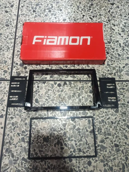 MOLDURA REPRODUCTOR 9" CORSA