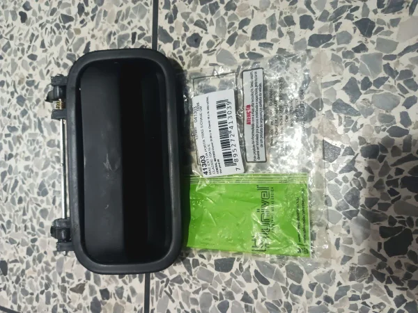 MANILLA PUERTA EXTERNA TRASERA CORSA