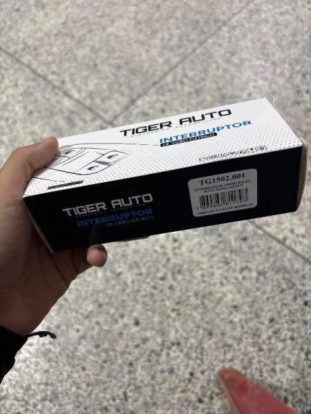 INTERRUPTOR DE VIDRIO DELANTERO IZQUIERDO PALIO