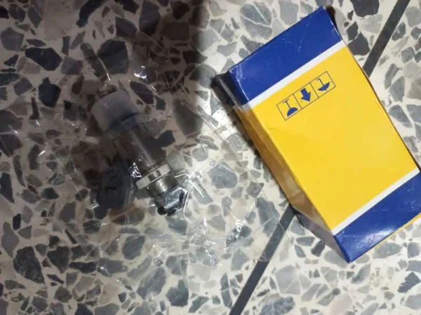 INYECTOR ARO BLANCO IWP003