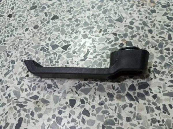 MANILLA EXTERNA TRASERA