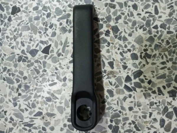MANILLA PUERTA TRASERA