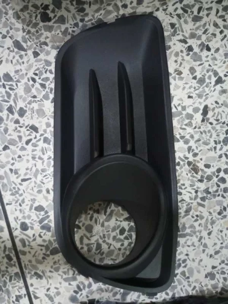 REJILLA PARACHOQUE ANTINIEBLA LE