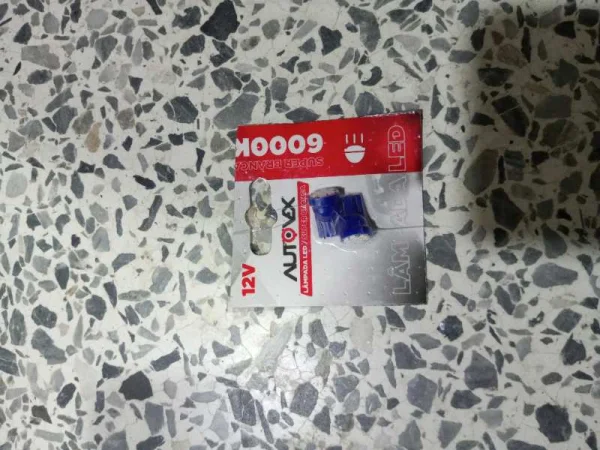 BOMBILLO LED  12V CABEZA RECTA