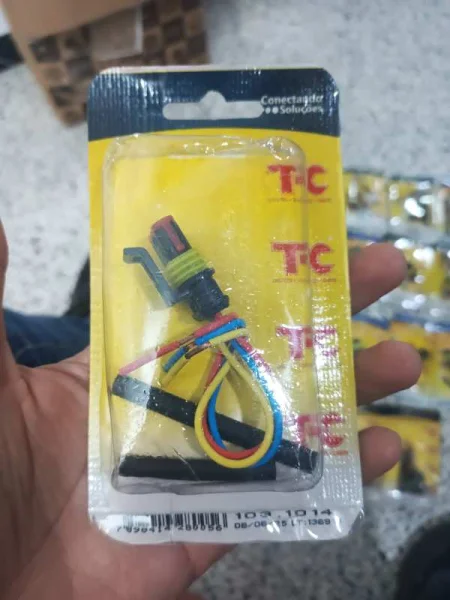CONECTOR 3 PINES