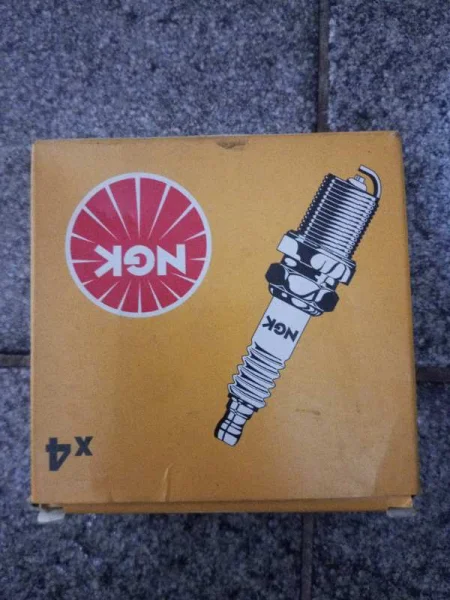 JUEGO DE BUJIAS 4UND