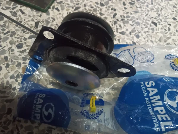 SOPORTE SUPERIOR DE CAJA LE - Repuesto  en Puerto Ordaz