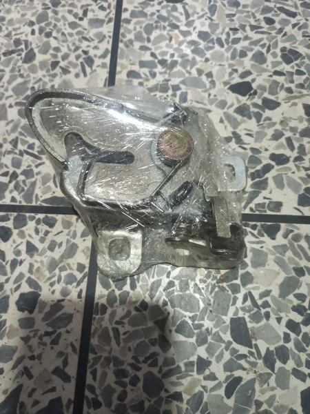 CERRADURA INFERIOR DE CAPO