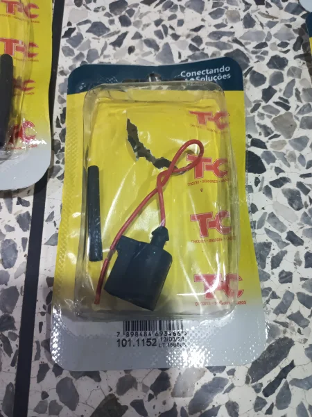 CONECTOR BULBO DE ACEITE 1PIN