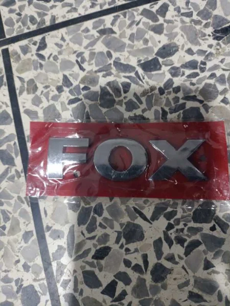 EMBLEMA CROMADO